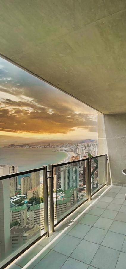 Beautiful Apartment Near Beach With Panoramic Sea-View ベニドルム エクステリア 写真