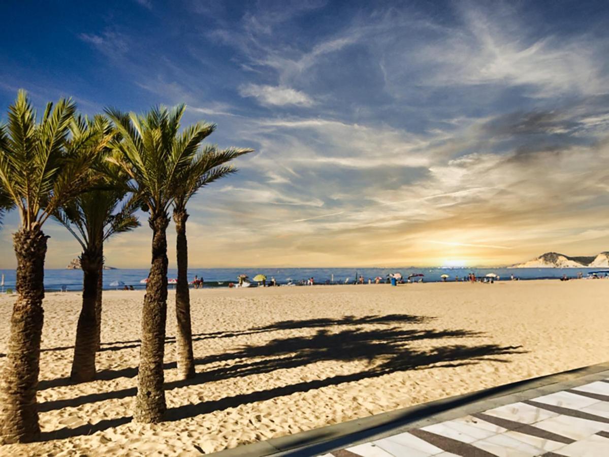 Beautiful Apartment Near Beach With Panoramic Sea-View ベニドルム エクステリア 写真