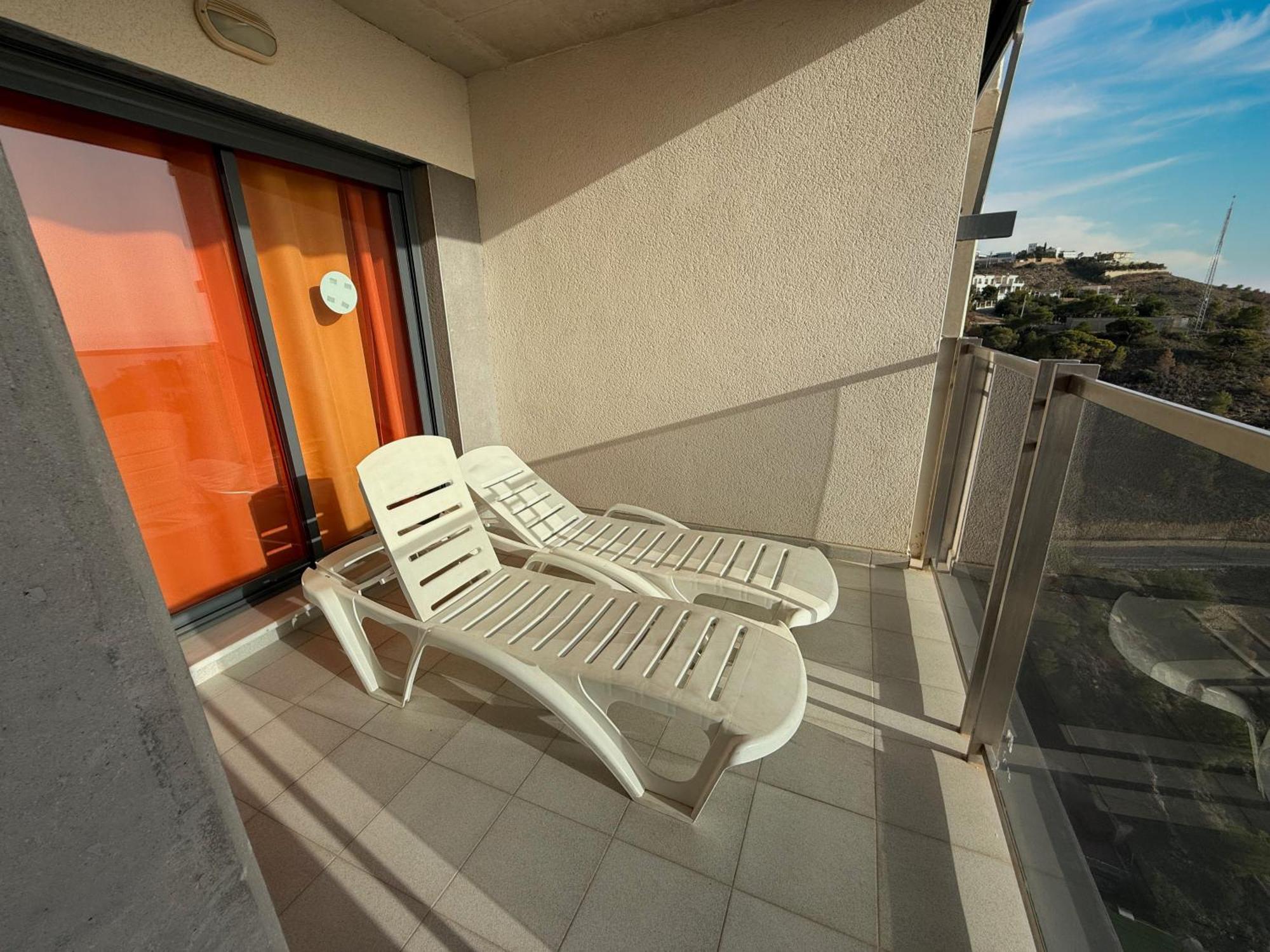 Beautiful Apartment Near Beach With Panoramic Sea-View ベニドルム エクステリア 写真